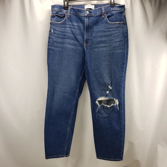 Abercrombie and Fitch The Mom High Rise Jeans Size 32 - Picture 3 of 7